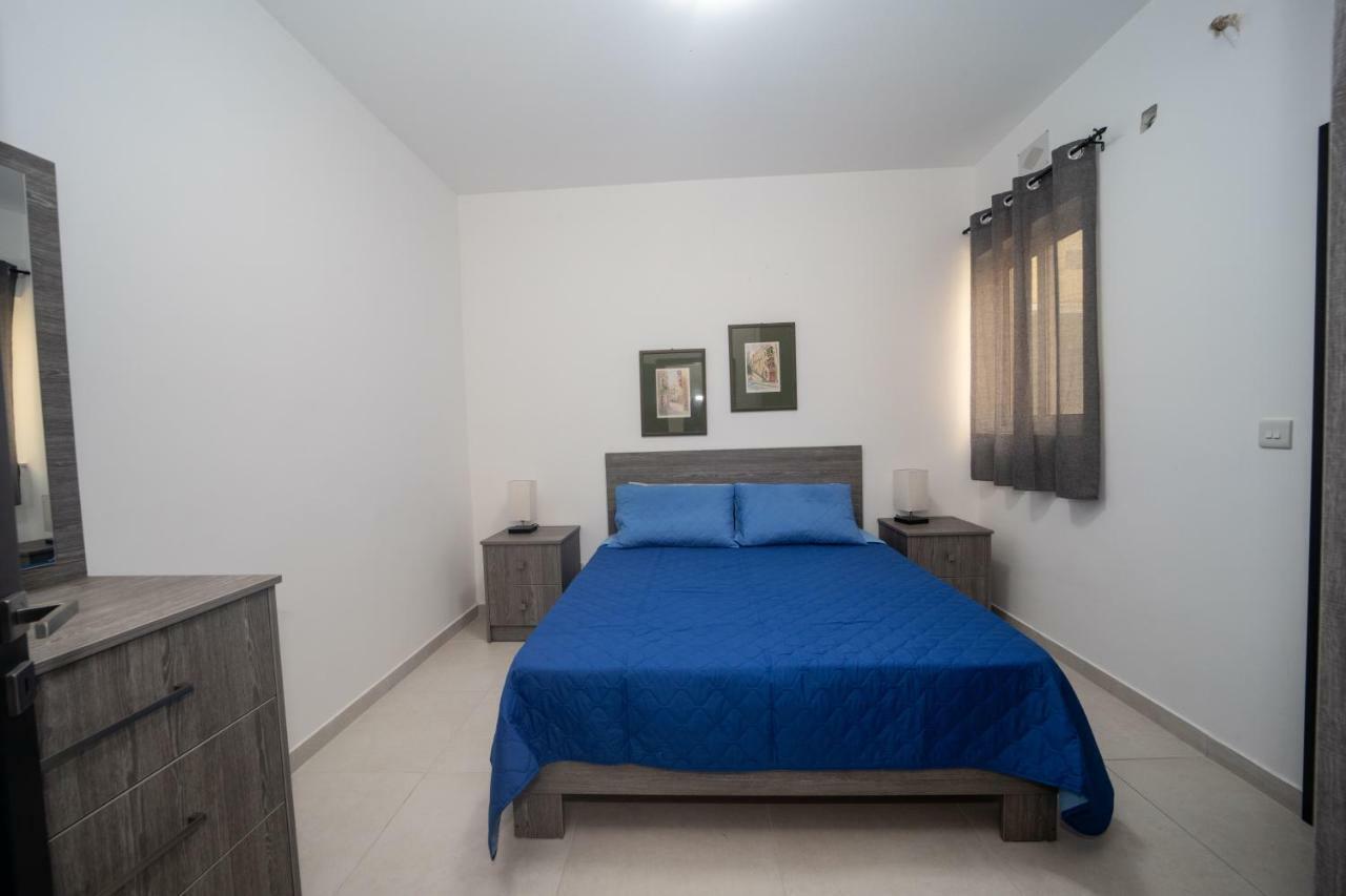 Island Break Residence Marsalforn Bagian luar foto