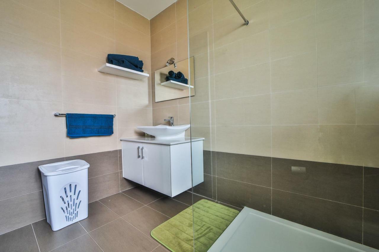 Island Break Residence Marsalforn Bagian luar foto
