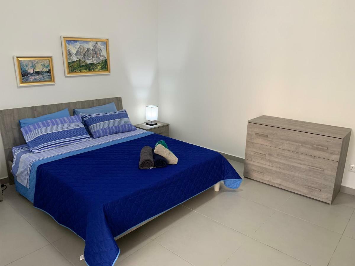 Island Break Residence Marsalforn Bagian luar foto