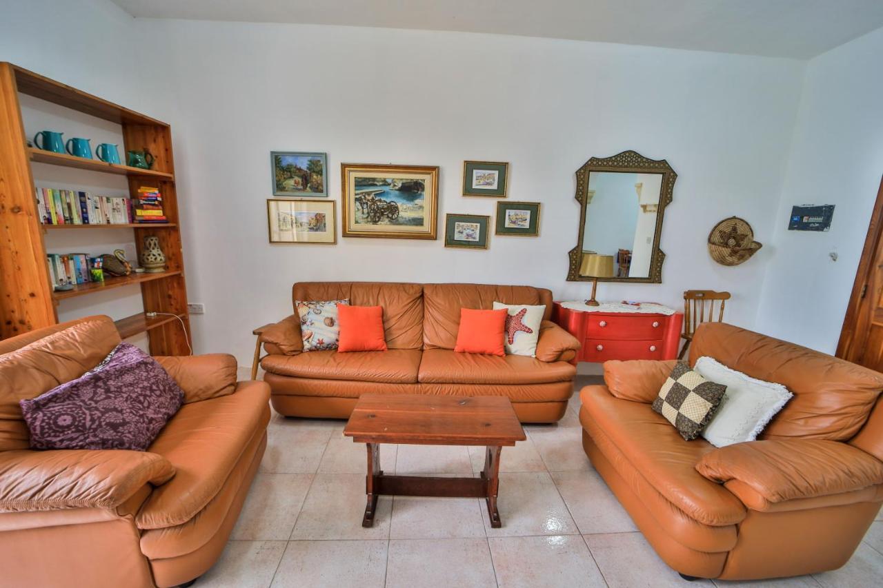 Island Break Residence Marsalforn Bagian luar foto